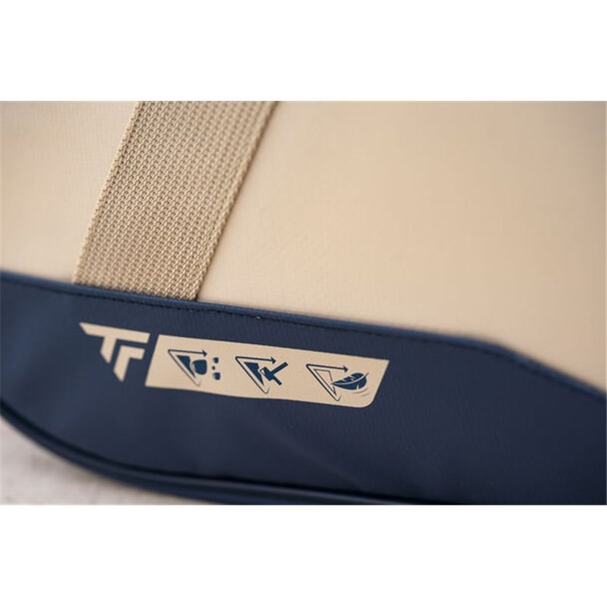 V2H9830666E1BFA94626D44314733525825R7633706P4